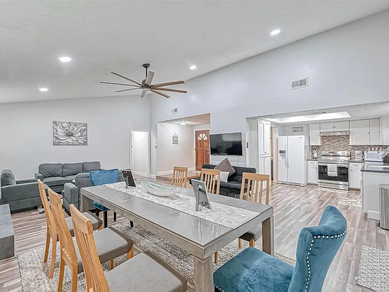 11618 Corona Ln — Photo 11
