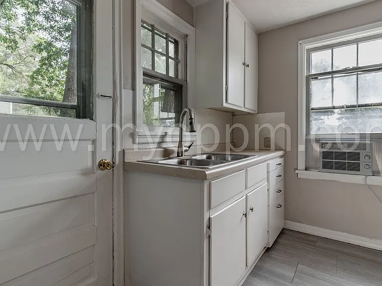 9 Martinview Rd — Photo 9