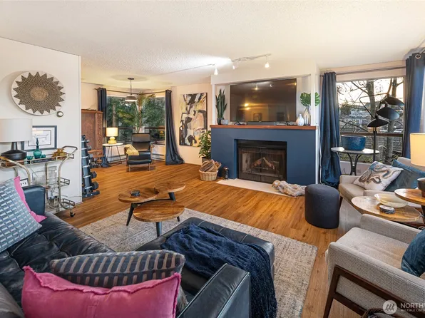 231 Warbass Way #B209, Friday Harbor, WA 98250