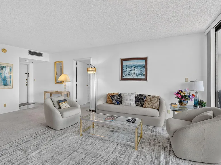 6895 Willow Wood Dr #1065 — Photo 8