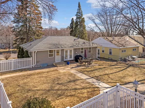 2625 Meridian Dr, Robbinsdale, MN 55422