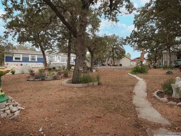 1282 PATTON RD, Somerset, TX 78069