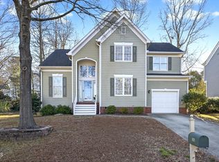 101 Cherry Grove Dr, Cary, NC 27519