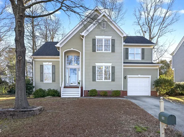 101 Cherry Grove Dr, Cary, NC 27519