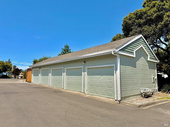 2nd image of 371 N Main Street