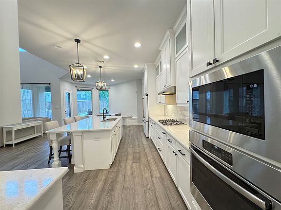 5th image of 12407 Scottswood Rd