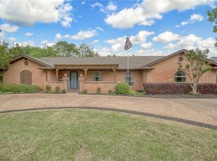 1607 Delta Dr, Arlington, TX 76012