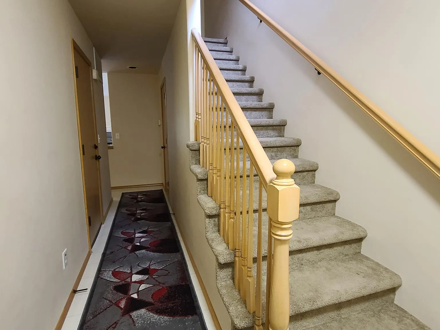 3 bed, 2.5 bath, 1523 sqft, $3,400 — Photo 3