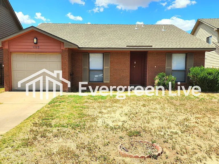 1323 San Felipe Ct — Photo 1