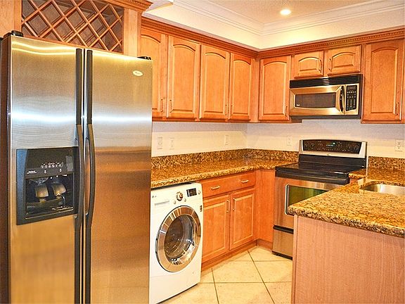 2nd image of 150 NE 15th Ave APT 146