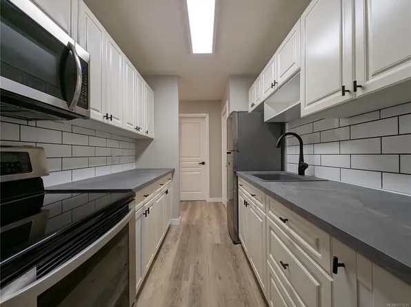 3271 Cowichan Lake Rd Unit 4, North Cowichan, BC V9L 4C1