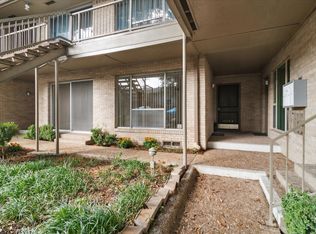 11118 Valleydale Dr #A, Dallas, TX