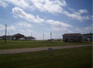 18315 Warrior Dr, Galveston, TX 77554