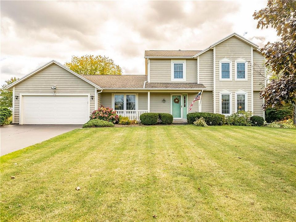 1st image of 191 Haskins Ln N