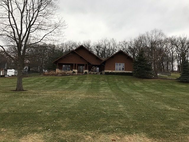 1st image of 41W049 Saddlebrook Dr