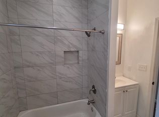 2635 N Calvert St #3R, Baltimore, MD 21218