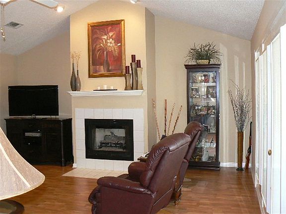 5th image of 6113 Arnies Way
