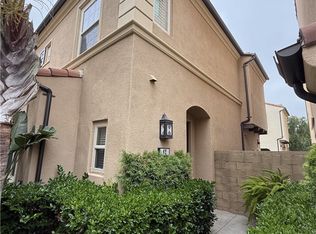 62 Strawberry Grv, Irvine, CA 92620