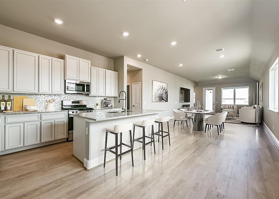 1st image of 745 Lake Lacosta Dr