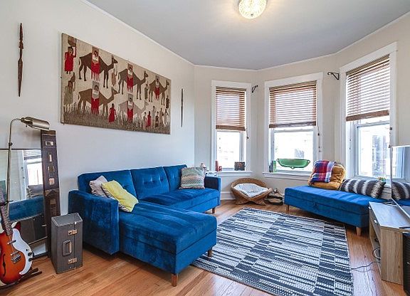 2nd image of 3609 W Wrightwood Ave #2