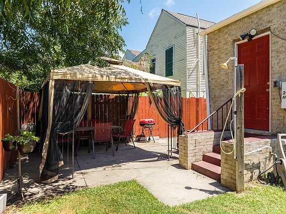 5th image of 2402 Avenue O