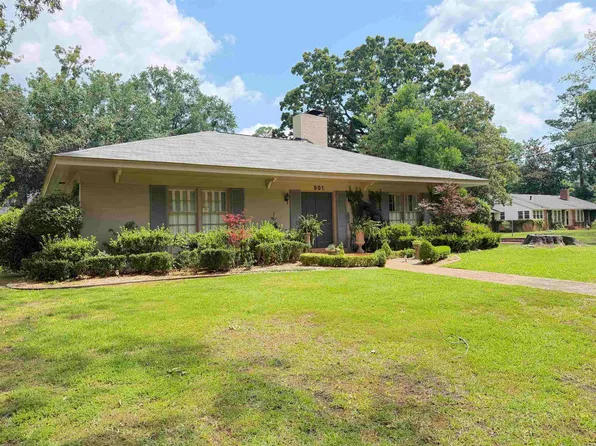 901 W 36th Ave, Pine Bluff, AR 71603