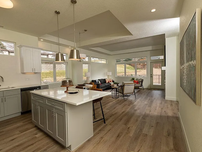 5240 S Shalom Park Cir — Photo 1