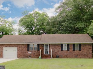 632 Lane Dr, Millen, GA 30442