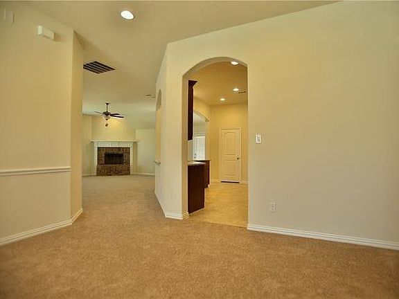 4th image of 903 Melshire Dr