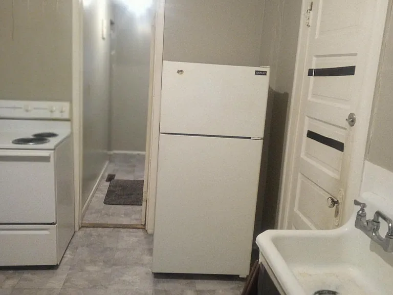1957 Cudaback Ave #2 — Photo 1