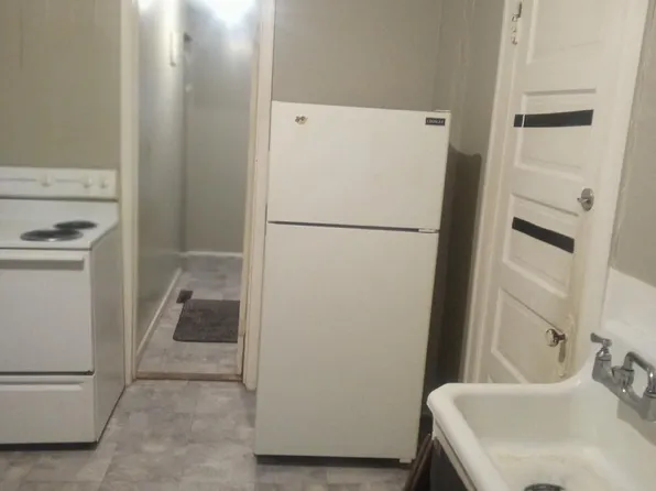 1957 Cudaback Ave Floor 2, Niagara Falls, NY 14303