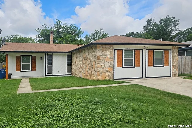 4 bed, 2.0 bath, 1602 sqft, $1,850 — Photo 3