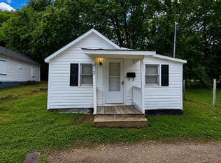 412 Brick St, Henderson, NC 27536