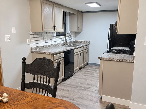 4th image of 101 High Point Ln