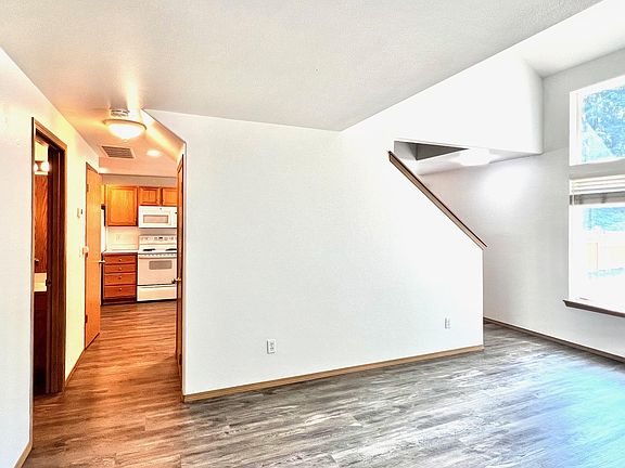 Hallway to Kitchen area