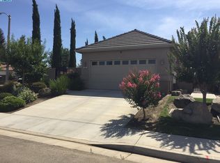 306 S Wind Ct, Visalia, CA