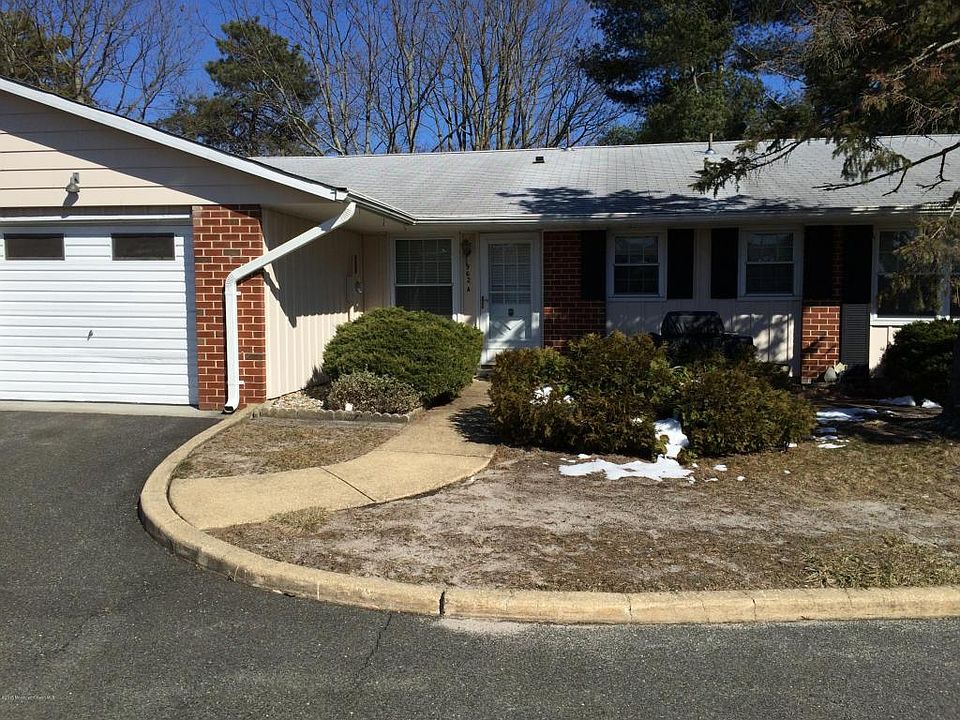 1st image of 962A Argyll Cir