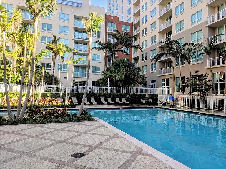 2001 Biscayne Blvd #2521 — Photo 12