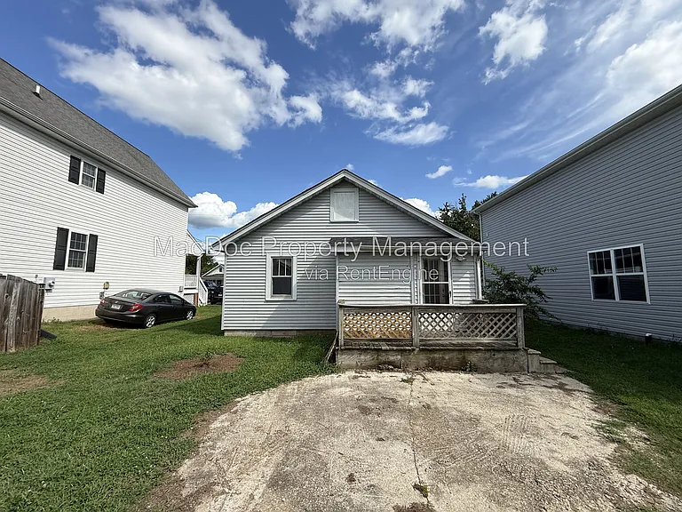 138 Mansfield St — Photo 14