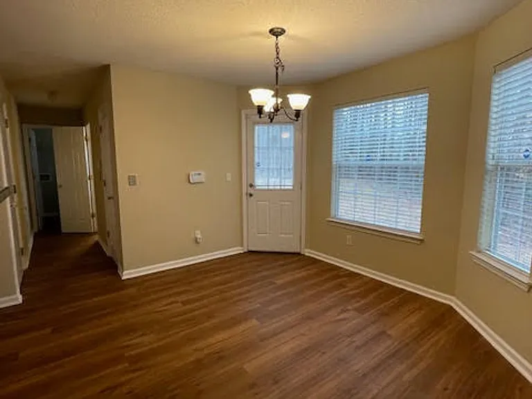4202 Fortune Point — Photo 11