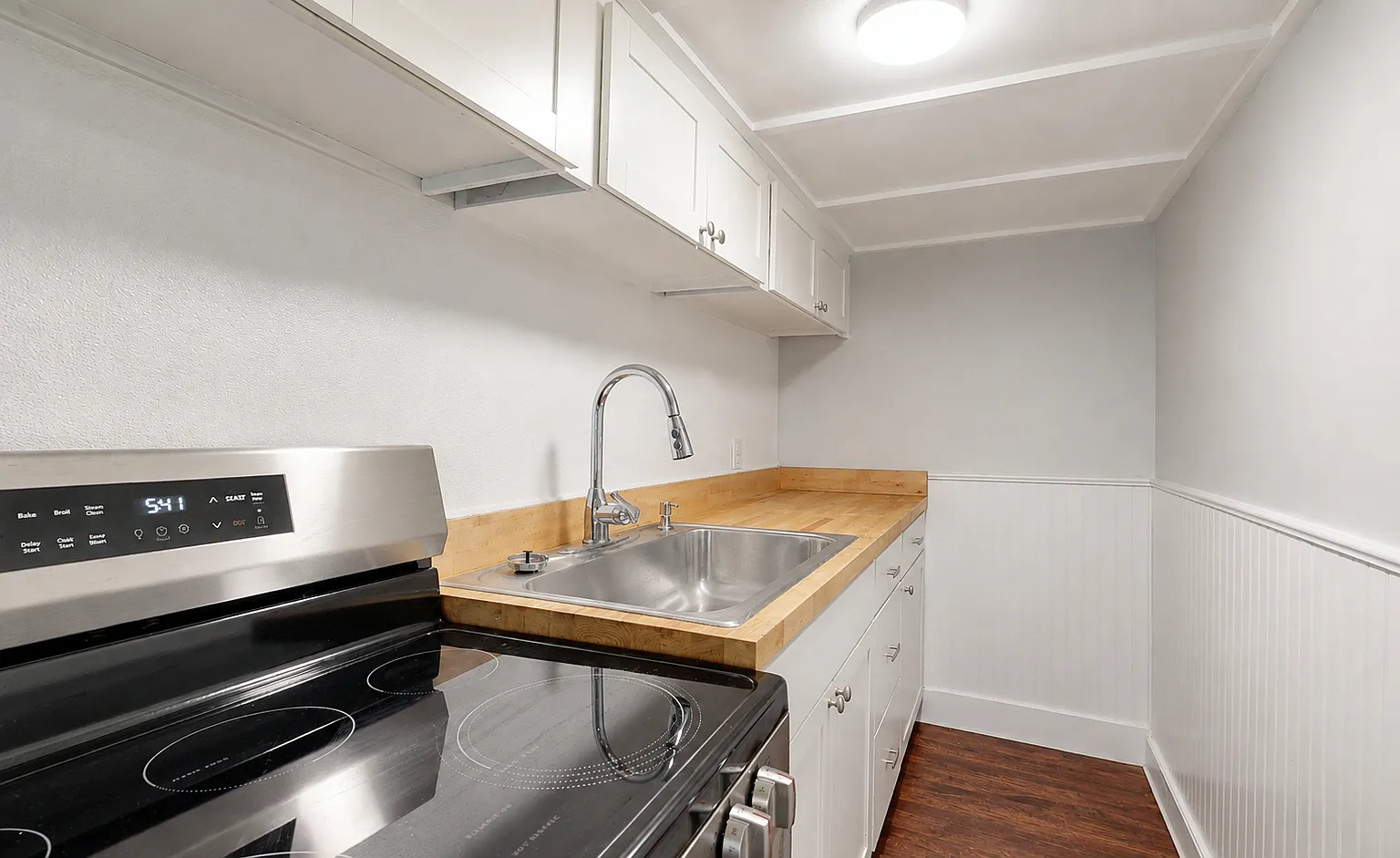 40 Court St — Photo 4