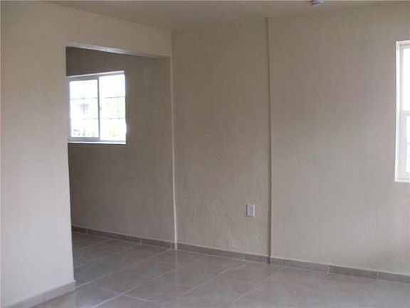 Living room to Kitchen