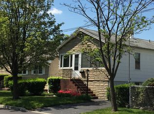 85 Marconi Ave, Iselin, NJ 08830