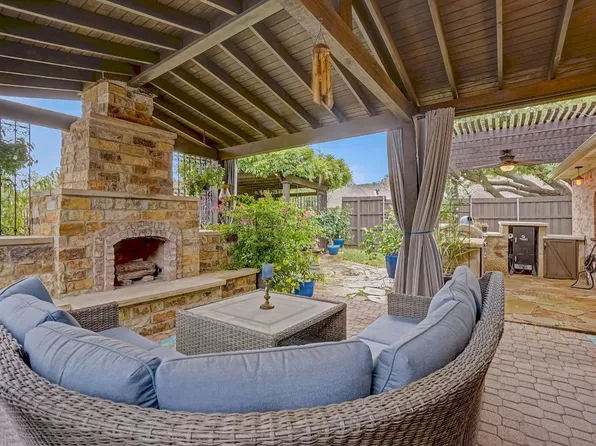 4212 Lawngate Dr, Dallas, TX 75287