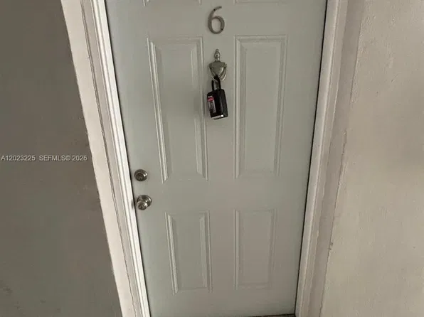 1047 SW 7th St APT 6, Miami, FL 33130