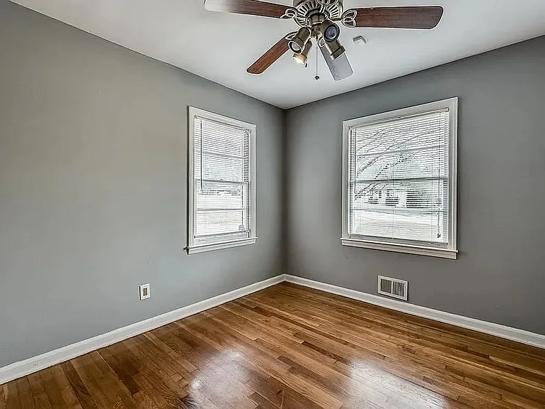 3129 Robin Rd — Photo 8