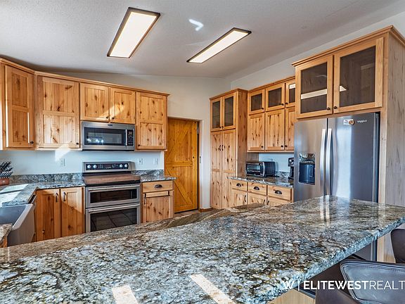 4th image of 4 Heather Rd