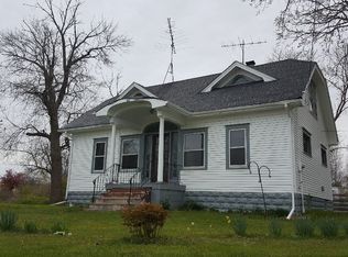 1729 Birch Rd, Kenosha, WI 53140