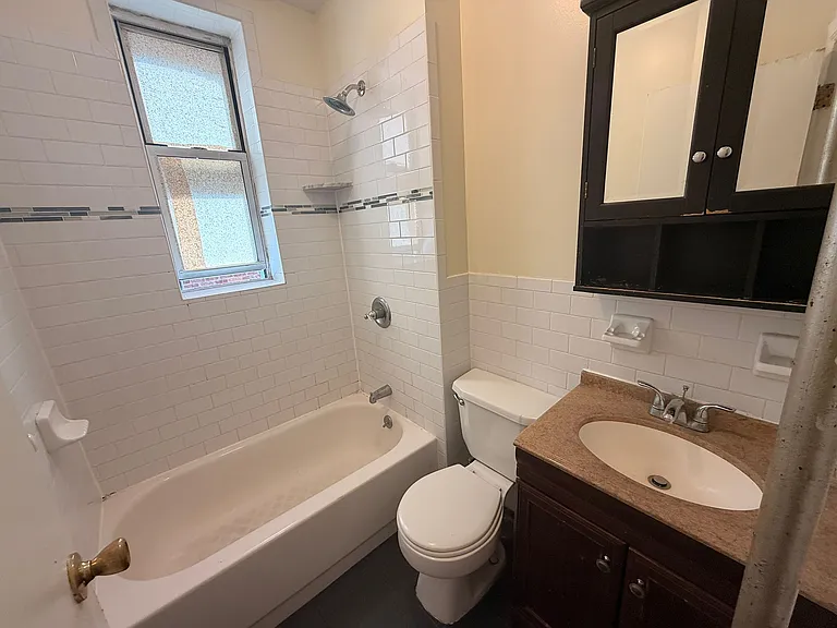 4529 Park Ave #11E — Photo 8