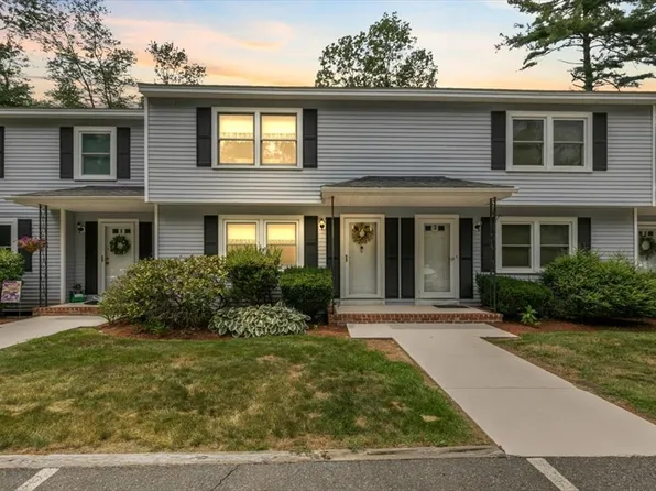 3 W Pine St APT 2, Plaistow, NH 03865